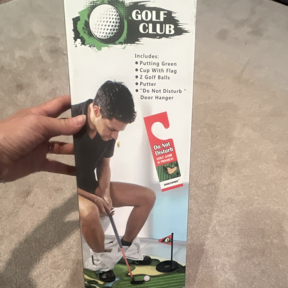 GOLF CLUB Putting Green Set w/ Cup & Flag, Putter, 2 Balls, Door Hanger
